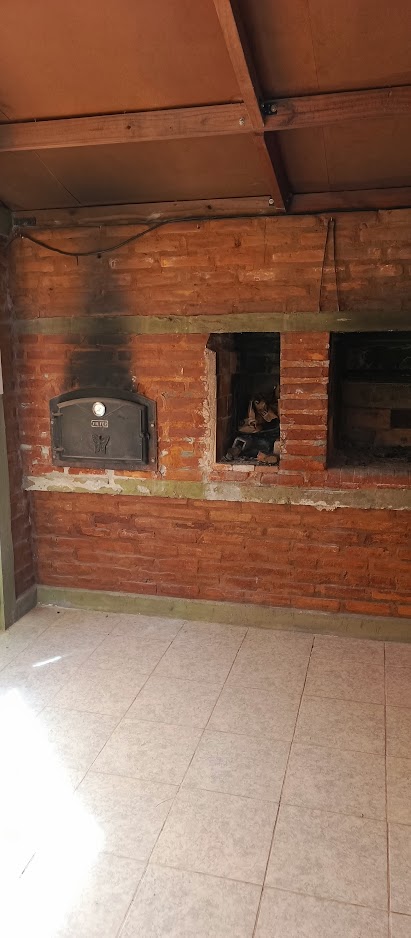Horno a leña de Lo de Mario