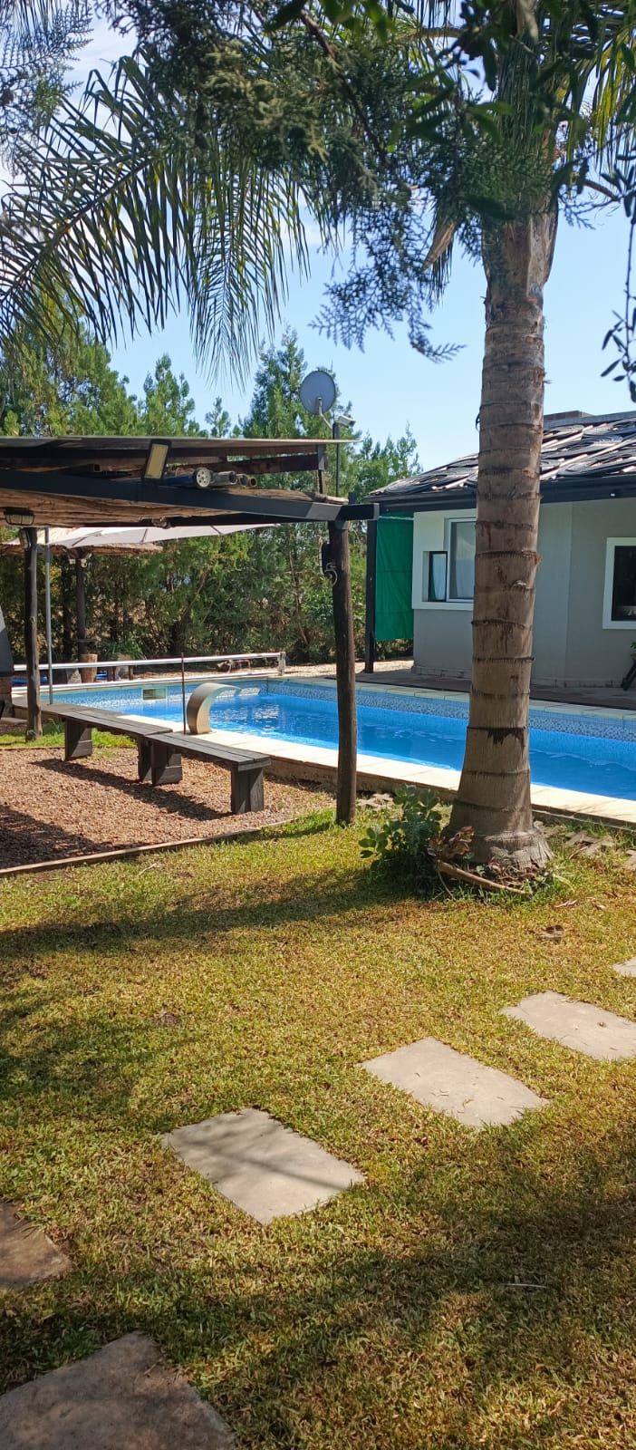 Vista del parque y quincho de Lo de Patry